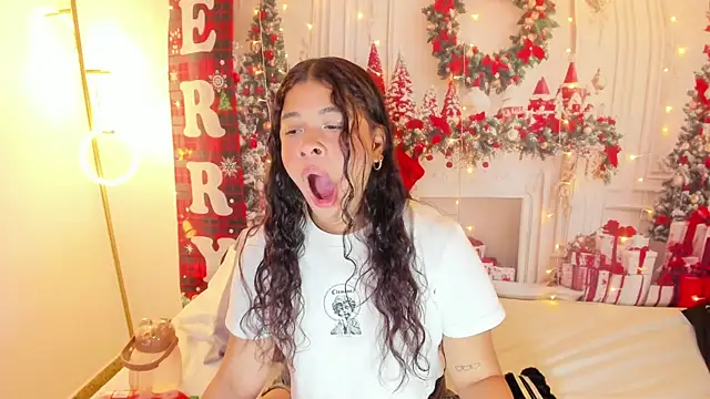 Snapshot of Ivy_nt chatting on December 14, 12:54 pm Ivy nt online show from December 14, 12:54 pm