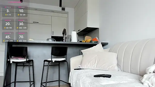 Snapshot of Sunny_Rina_ chatting on May 9, 6:51 am Sunny Rina online show from May 9, 6:51 am