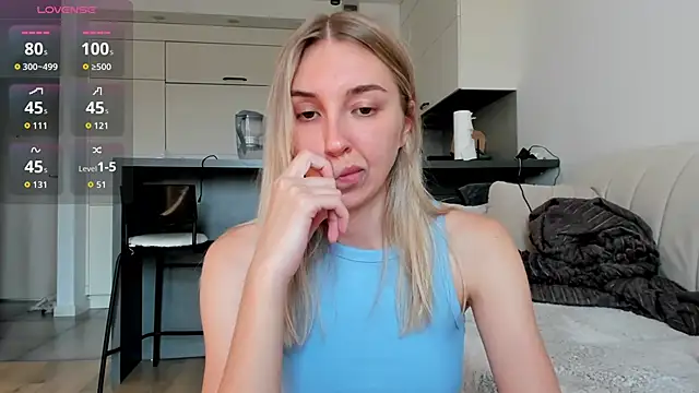 Snapshot of Sunny_Rina_ chatting on July 31, 7:08 am Sunny Rina online show from July 31, 7:08 am
