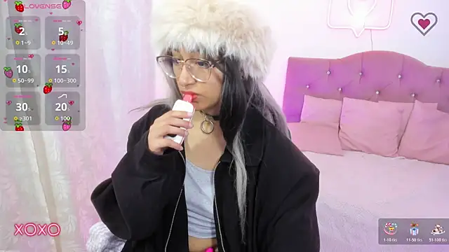 Snapshot of HANNI_TAY chatting on December 4, 11:41 am HANNI TAY online show from December 4, 11:41 am