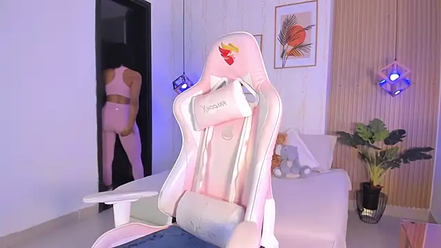 Ayleen Dunkan online show from January 14, 1:17 pm