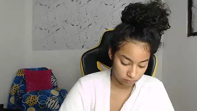 alicie shy1 online show from September 18, 6:59 am