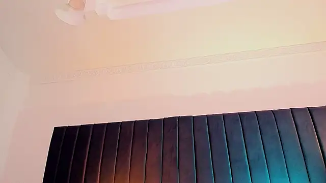 dominik thompson777 online show from October 25, 11:29 am