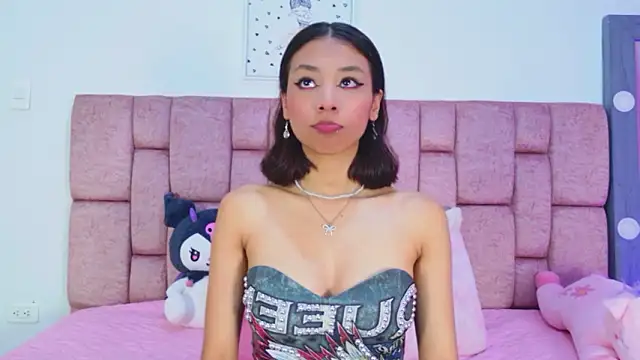 ScarlettLuxe online show from March 11, 8:04 pm