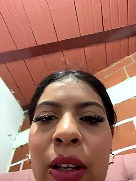 Rachellcooperrr online show from December 14, 2:28 am