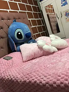 Rachellcooperrr online show from February 4, 12:27 am