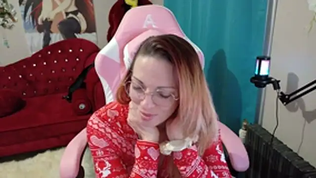 rubystrip online show from December 16, 8:58 pm