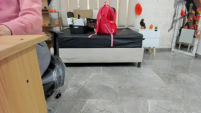 BLUE TAY1 online show from October 28, 11:58 am