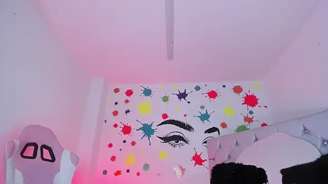 chloesagee online show from September 12, 11:04 pm