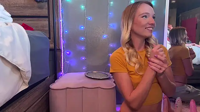 Snapshot of ajmiller25 chatting on November 3, 8:10 pm ajmiller25 online show from November 3, 8:10 pm