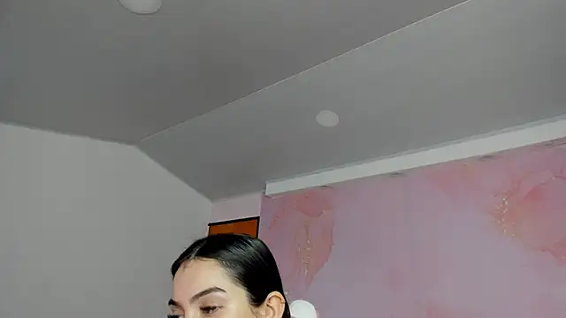 milk candy18 online show from September 28, 12:21 pm