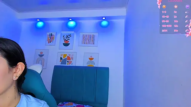 milk candy18 online show from February 4, 10:54 am