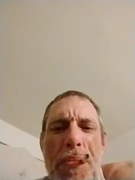 jarjar83 online show from May 13, 6:11 am