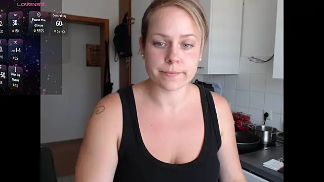 NinaBluex online show from July 20, 5:15 pm
