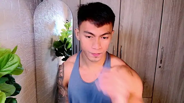 PinooyMilker online show from November 8, 12:38 pm