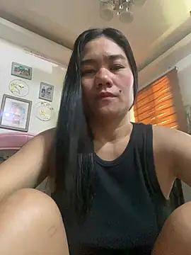 wildpussycat69 online show from May 18, 2:51 am