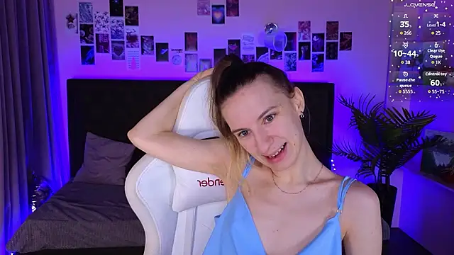 Snapshot of kaleriyaa_ chatting on February 2, 1:26 am kaleriyaa online show from February 2, 1:26 am