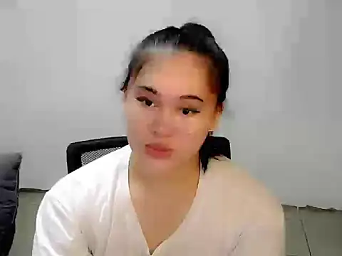 Snapshot of Annierose_ts chatting on November 4, 6:40 pm Annierose ts online show from November 4, 6:40 pm