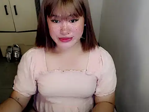 Annierose ts online show from May 16, 6:07 pm