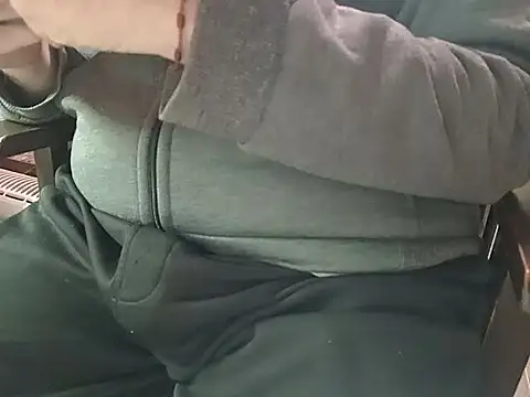 BabyBearMilk online show from July 7, 10:47 pm