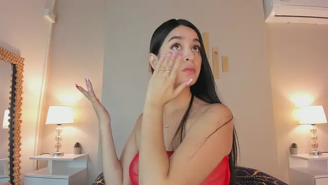 natachadiaz  online show from October 10, 11:09 am