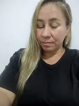 Nala1986 online show from December 18, 3:12 am