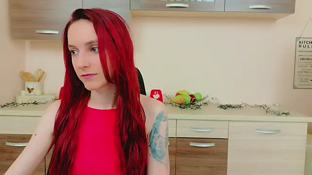 Julia Jae online show from May 18, 5:57 am
