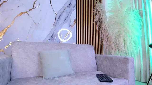 JulienSaint online show from July 23, 2:04 pm