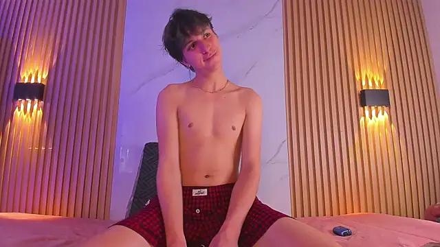 IM DAREN online show from December 5, 4:10 am