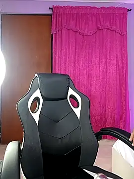 LunaaRosse online show from December 14, 2:39 am