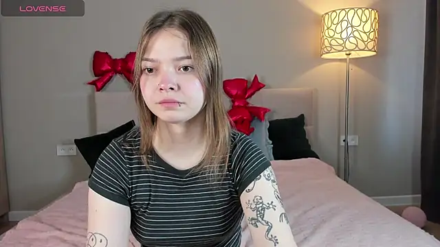 Snapshot of patriciapink chatting on March 25, 7:47 am patriciapink online show from March 25, 7:47 am