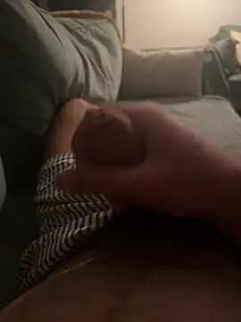 Bigtitsloveshow online show from October 28, 3:54 am