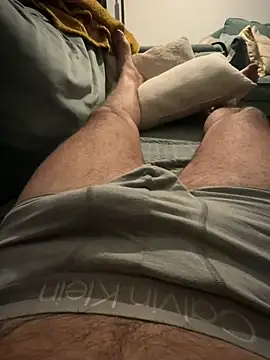 Bigtitsloveshow online show from November 9, 6:23 am