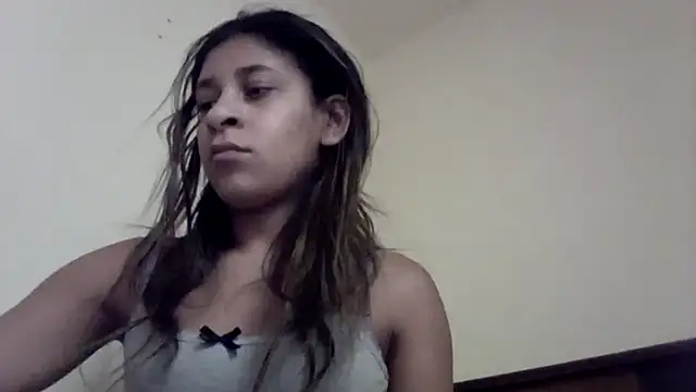 Snapshot of lily_blues chatting on August 1, 11:25 pm lily blues online show from August 1, 11:25 pm