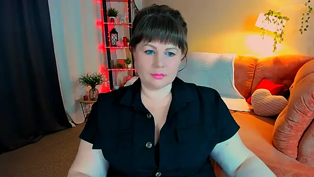CrystaalStaar online show from April 29, 7:42 pm