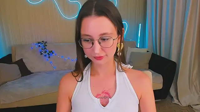 YourLovellyStory online show from October 7, 5:32 pm