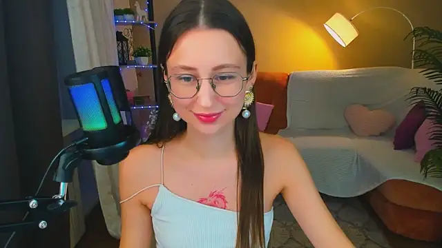 YourLovellyStory online show from November 14, 11:42 am