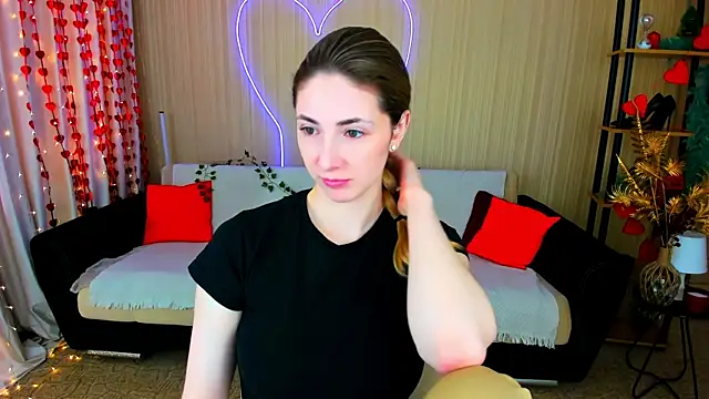 SensitiveSooul online show from March 24, 11:15 am