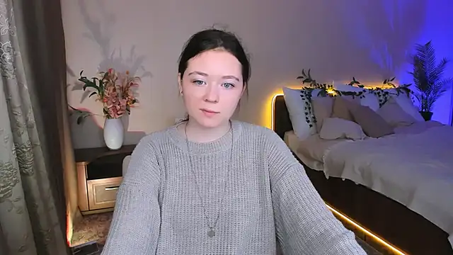 Snapshot of AlluringLookk chatting on September 20, 4:13 am AlluringLookk online show from September 20, 4:13 am