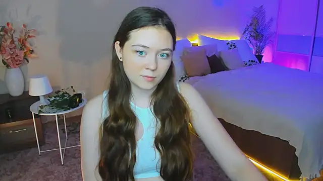 Snapshot of AlluringLookk chatting on October 6, 12:46 pm AlluringLookk online show from October 6, 12:46 pm