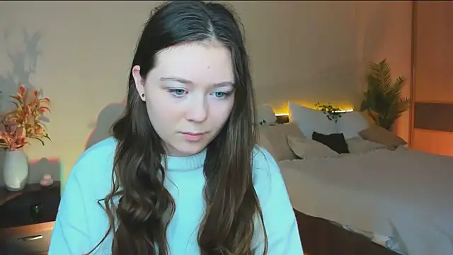 Snapshot of AlluringLookk chatting on October 18, 4:15 am AlluringLookk online show from October 18, 4:15 am