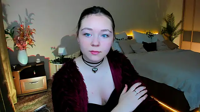 Snapshot of AlluringLookk chatting on October 20, 12:27 pm AlluringLookk online show from October 20, 12:27 pm