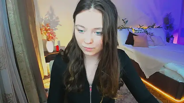 AlluringLookk online show from November 7, 4:18 pm