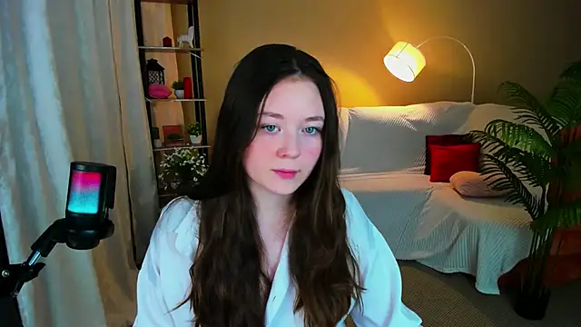 AlluringLookk online show from February 19, 5:31 pm