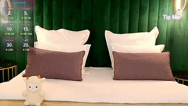 Snapshot of VanessaFields chatting on February 26, 3:11 pm VanessaFields online show from February 26, 3:11 pm