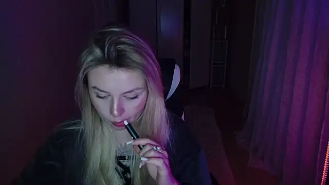 AngelicaHollywood online show from January 17, 7:06 pm