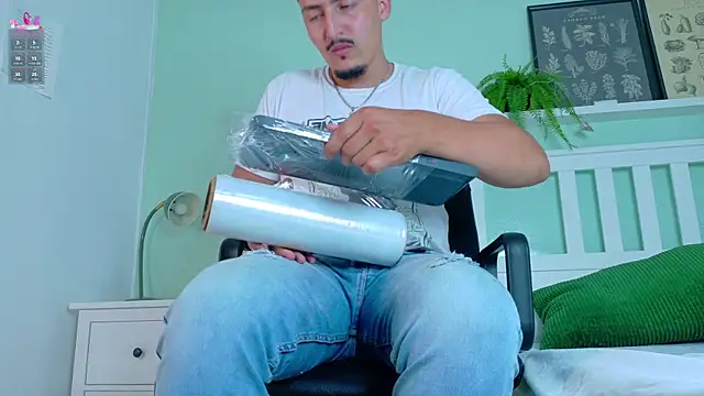 MrFox   online show from September 27, 7:41 pm