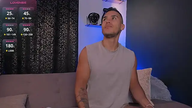 MarkSantozz online show from October 24, 6:48 pm