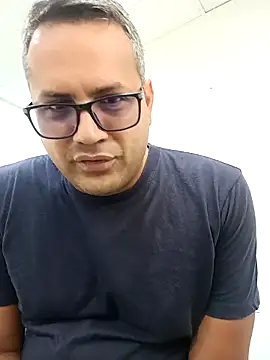 Snapshot of geimos36 chatting on October 18, 6:30 pm geimos36 online show from October 18, 6:30 pm