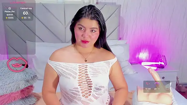 Snapshot of AmberSinner chatting on September 15, 11:32 am AmberSinner online show from September 15, 11:32 am